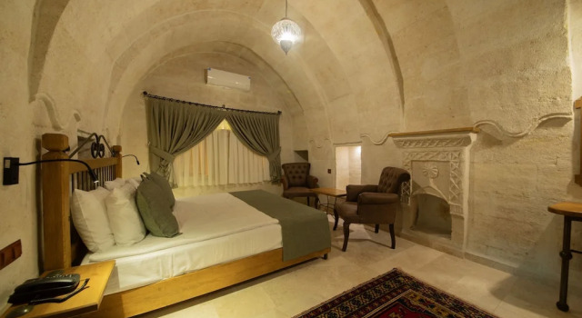 Ares Cave Suites, Prenota Hotel Göreme 