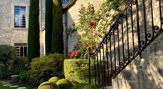 LE JARDIN Charme au cœur de Meursault, จอง โรงแรม Meursault Bourgogne Wine Route