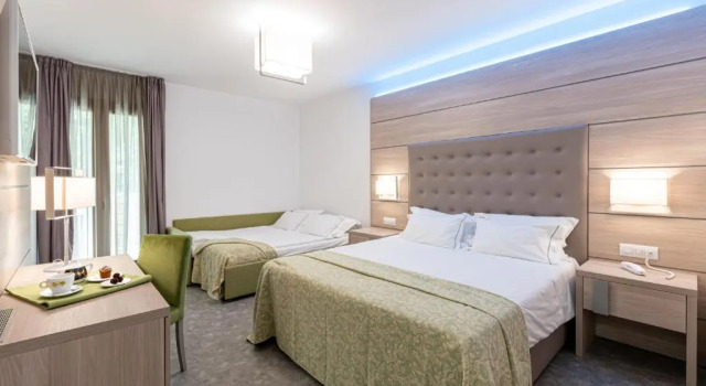 Семейный номер Superior HOTEL TRILAGO