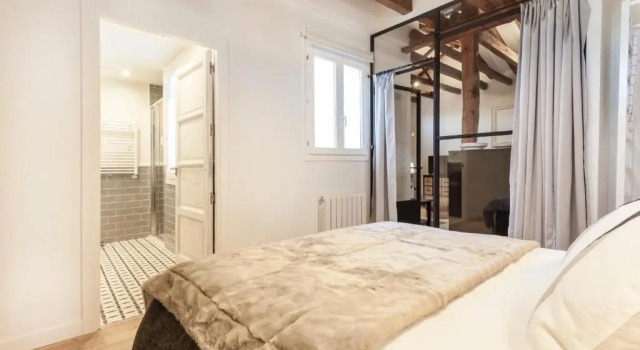 The Barn 69 by MIT House, Забронировать Отель Мадрид Провинция Мадрид, рядом с Дом-музей Лопе де Вега