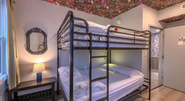Номер Standard Black Elephant Hostel