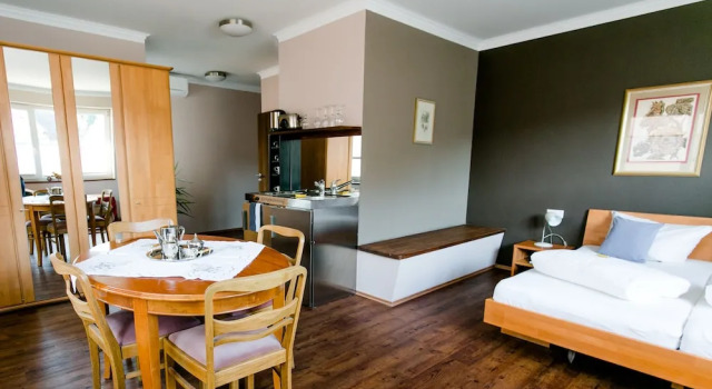 Номер Comfort Burgers Hotel