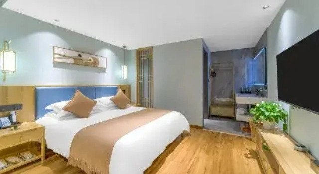 Люкс Floral Hotel·Jiuhua Mountain Yuanlai Mountain Residence Hotel (Huacheng Temple Zhantanlin Store)