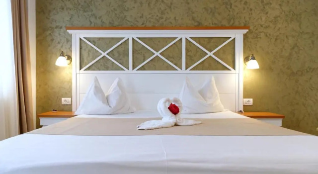 Hotel Albatros, Rezerwuj Hotel Mamaia-Sat Constanta