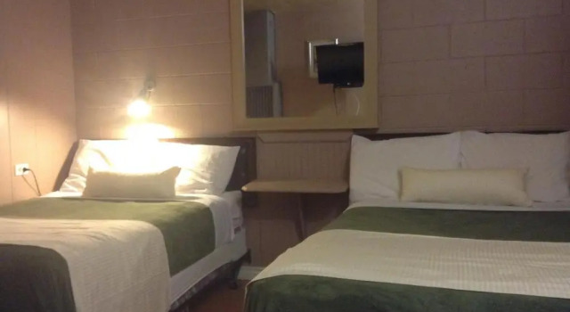 Run of House West Castle Motel