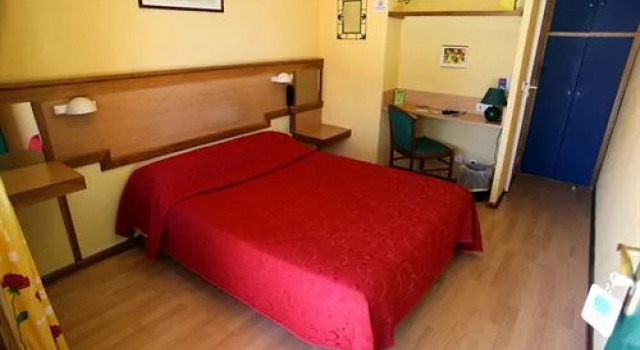 Le Relais Saint Jean, Varaa Hotelli Saint-Jean-de-Vedas Hérault