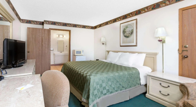 Двухместный номер Standard Days Inn by Wyndham Concordia