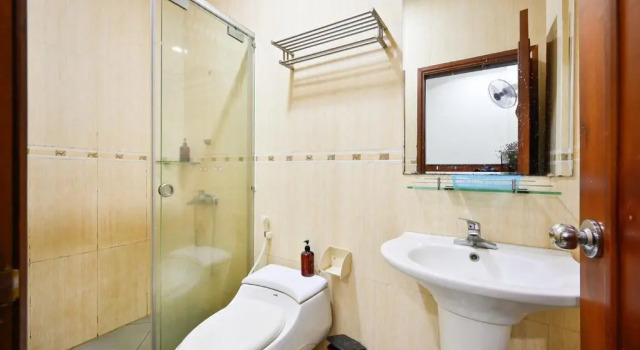 Номер Superior An Binh 2 hotel near Dam Sen Park