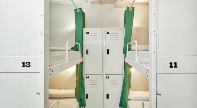 Кровать в общем номере (женский номер) Hola Hostal Eixample
