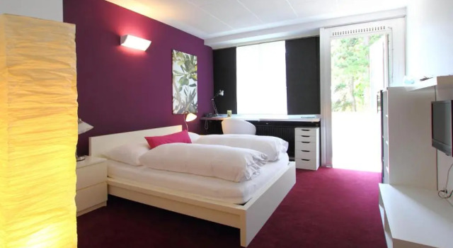 Номер Standard College Garden Hotel