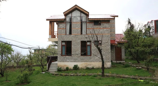 OYO 13611 Home Bliss & Blossom Cottages