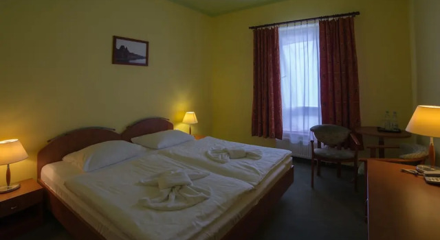 Hotel Majewski, Boek Resort Hotels in Malbork met ontbijt, Ontbijt