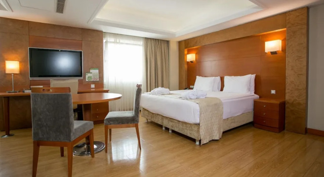 Двухместный Suite Additional Living Area Holiday Inn Istanbul City by IHG