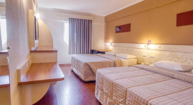Семейный номер Standard H+ Hotel