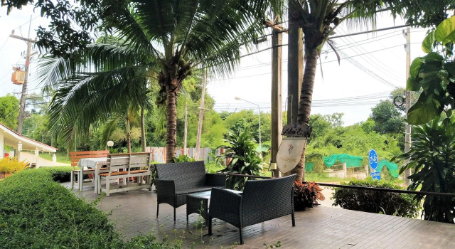Mountain Beach  Resort, Забронировать Курортный отель Отели Районг с парковкой, Парковка