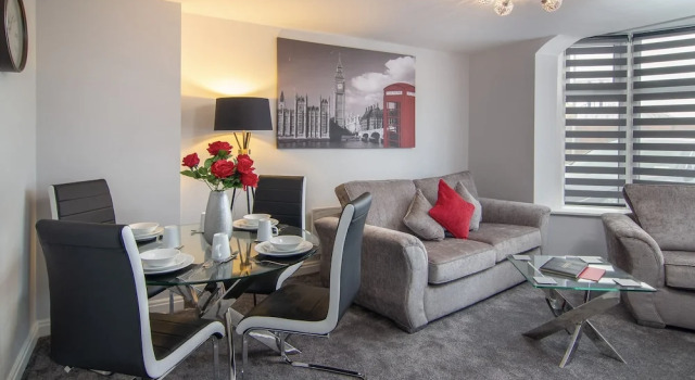 2 Bdrm Sleeps 7 Near Top Attractions Free Parking, Boek Appartement Blackpool Lancashire