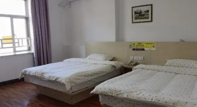Люкс Renrenshun Hotel