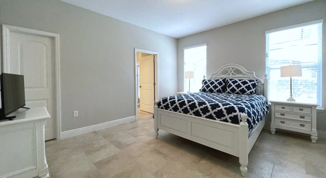 Gorgeous 5bd Pool Spa Gm Solterra Resort-5262ww 5 Bedroom Home by RedAwning