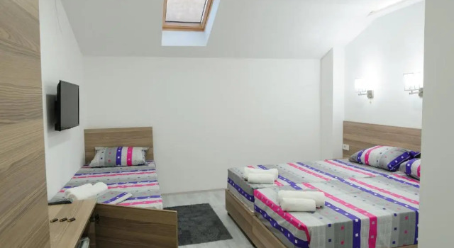 Трёхместный номер Standard Atina Lux Hostel