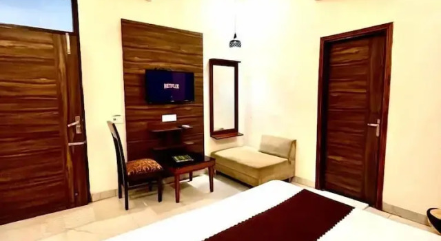 Номер Deluxe Hotel WoodCrest Chandigarh Zirakpur