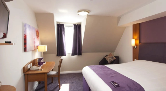 Premier Inn Exeter Central St Davids