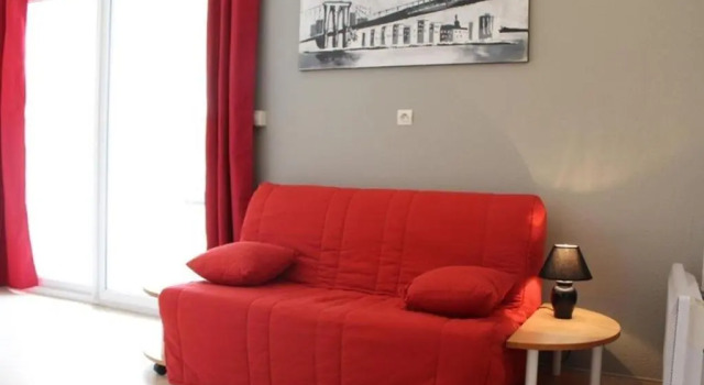 Appartement La Rochelle, 1 pièce, 2 personnes - FR-1-246-140, Rezerwuj Apartament Hotele w Charente-Maritime z basenem, Basen