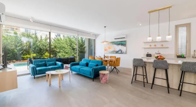Villa Azure Seaview - Ruby Villa