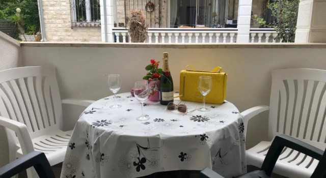 Апартаменты c 1 комнатой с балконом и с видом на море Villa La Playa