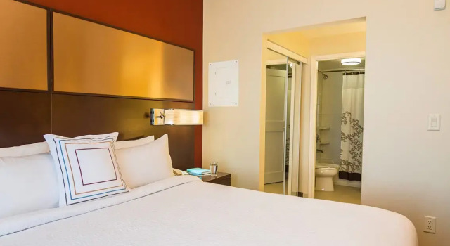 Двухместный люкс Residence Inn by Marriott Ottawa Airport