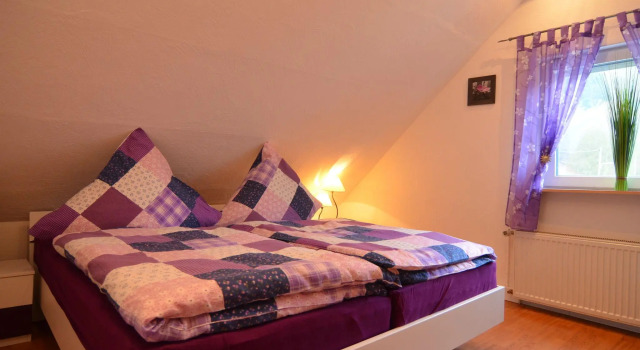 Inviting Apartment in Elpe with Garden, Забронировать Апартаменты/квартира Отели Эльпе с парковкой, Парковка