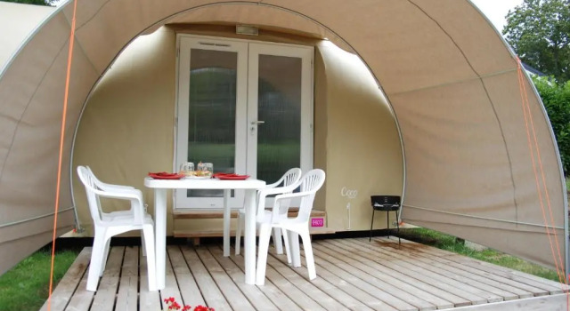 Camping du Quinquis, Book Campground Hotels in Brittany with a Pool, Swimming Pool