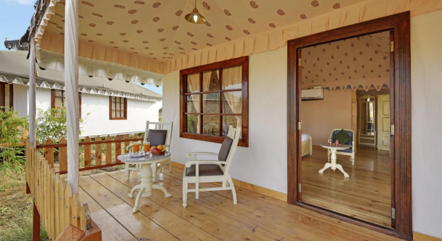 Jawai Leopard Safari Lodge, Забронировать Отель Отели штата Раджастхана с парковкой, Парковка