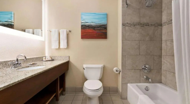 Четырёхместный номер Deluxe La Quinta by Wyndham St. George