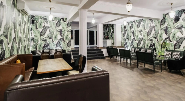 OYO 8307 Hotel Garden View, Забронировать Отель Отели штата Раджастхана с парковкой, Парковка