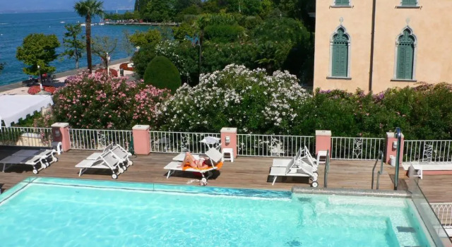 Двухместный номер Standard с видом на озеро HOTEL ALLA RIVIERA lake view