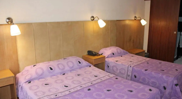 Четырёхместный номер Standard Santa Clara Porto