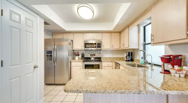 Коттедж Modern Home w/ Peloton Bike & Grill in Cape Coral!