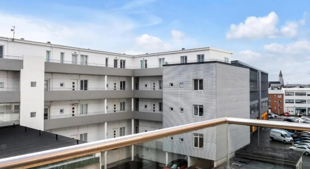 B18 Apartments, Забронировать Апартаменты/квартира Отели Хёвюдборгарсвайдид с парковкой, Парковка