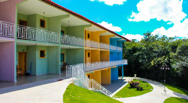 Parque Do Avestruz Eco Resort, Забронировать Отель Эзмералдас Минас-Жерайс