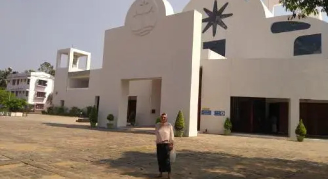 1515 Mepra, Book Hotel Hoteller i Muhamma med parkering, Parkering
