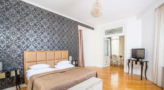 Suite Deminka Palace