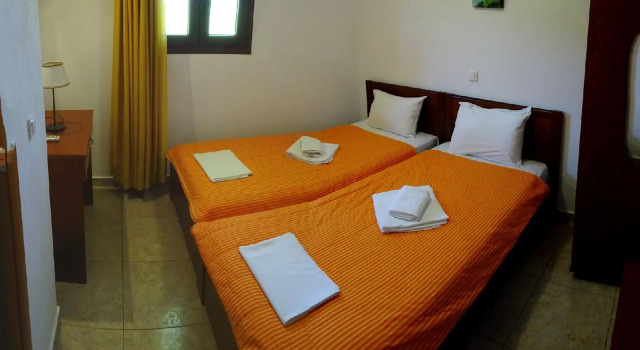 Parisis Villas