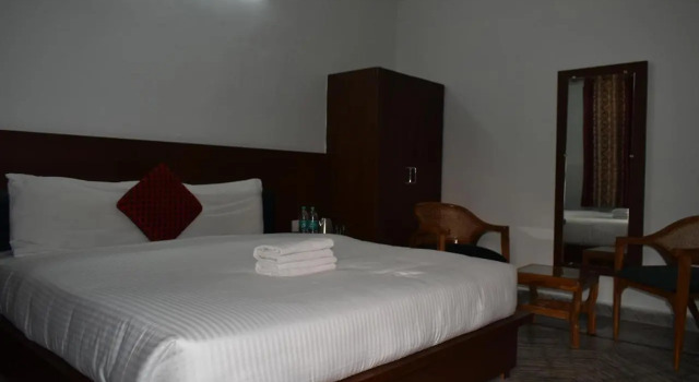 Hotel Classic Inn, Rezervovat Hotel Rišikéš Uttarakhand