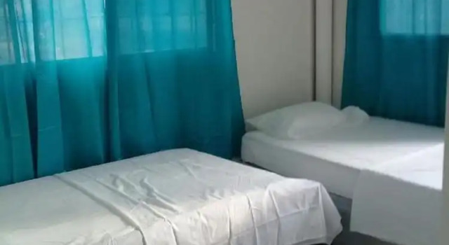 Трёхместный семейный номер Standard Hotel Paseo Bolivar
