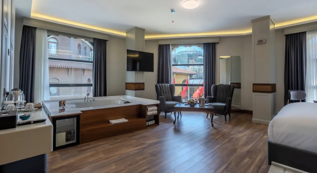 Двухместный люкс St. Sophia View в дополнительном здании Угловой Seven Hills Boutique Hotel
