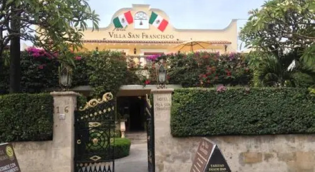 Hotel Villa San Francisco, Boek Hotel Chapala Lake Chapala