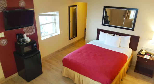 Двухместный номер Standard Waterfront Inn PHL Airport