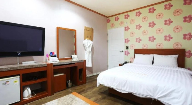 Alps Hotel, Boek Hotel Hotels in Gangwon-Do met parkeren, Parkeren