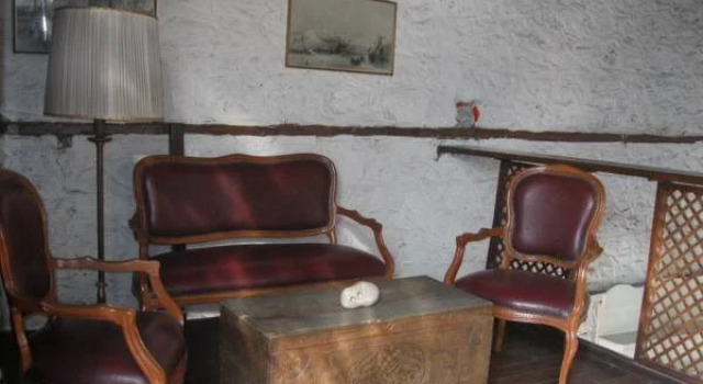 Antique Pension, Забронировать Отель Калеичи 
