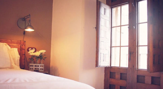 Place du Port, Rezervasyon Otel Alocen İspanya